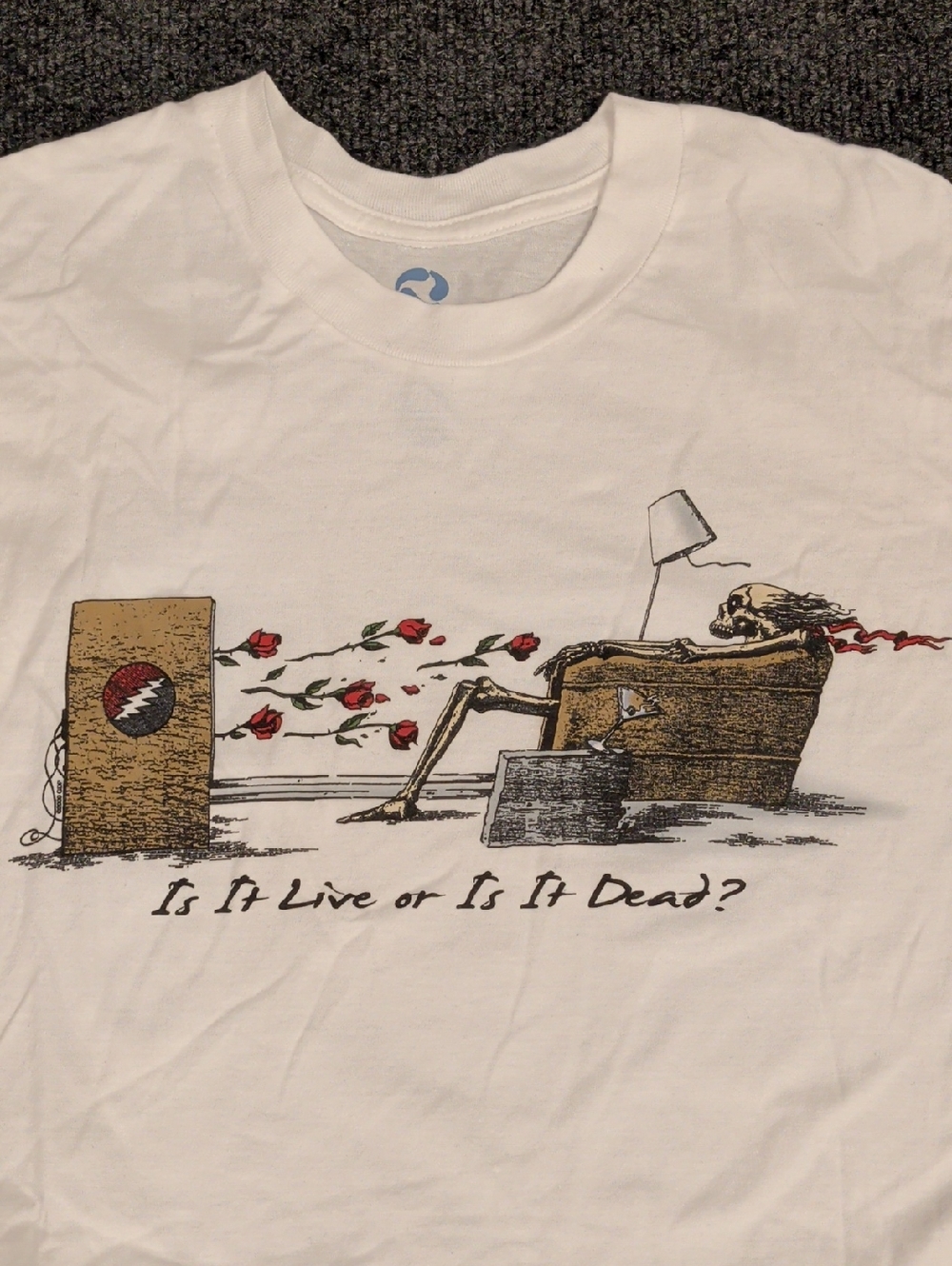 Grateful Dead 2009 Liquid Blue Maxell's Blown Away Graphic Tee w/ Skull & Roses